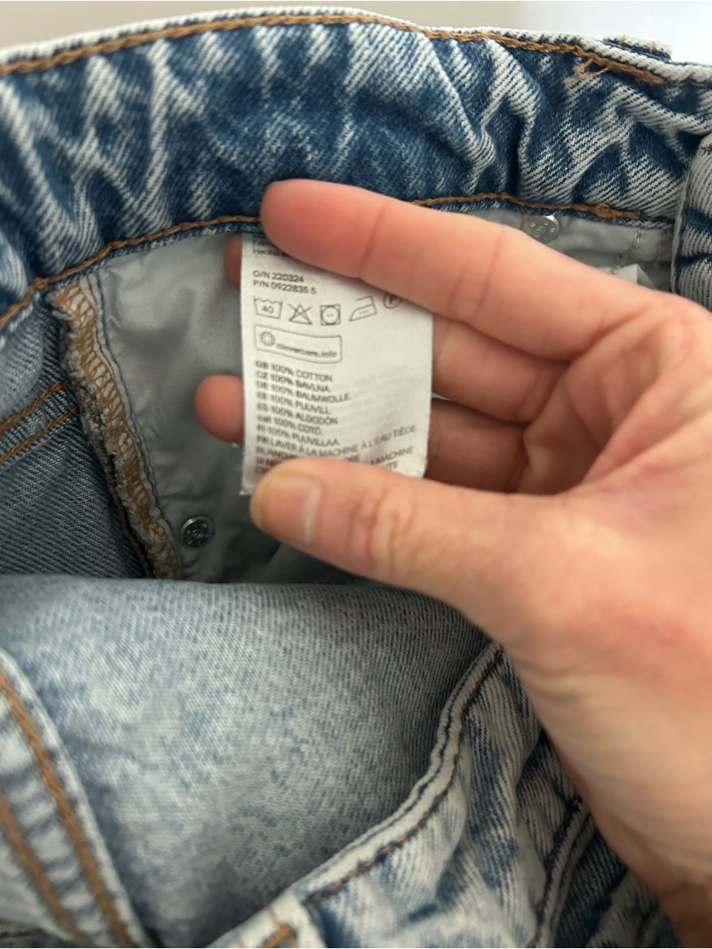Light Wash Distressed High-Rise Boyfriend Jeans - Picture 4 of 4
